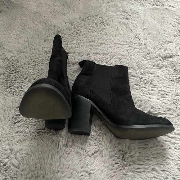 Kate & Mel Ankle Booties - Picture 1 of 4